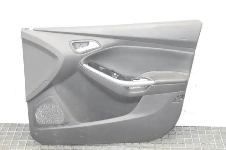 Ford Focus (2011 - 2015) Обшивка передней двери — фото 1