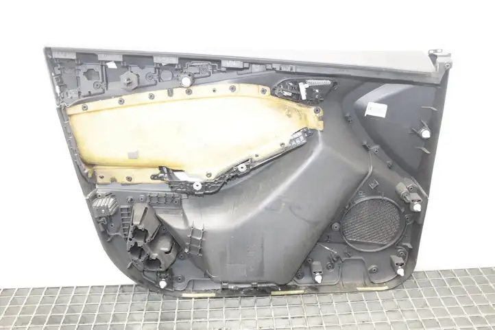 Ford Focus (2011 - 2015) Обшивка передней двери — фото 10