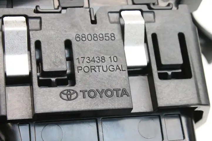 Toyota Supra A90 (2019 - )  6808958 Воздушная решётка окна