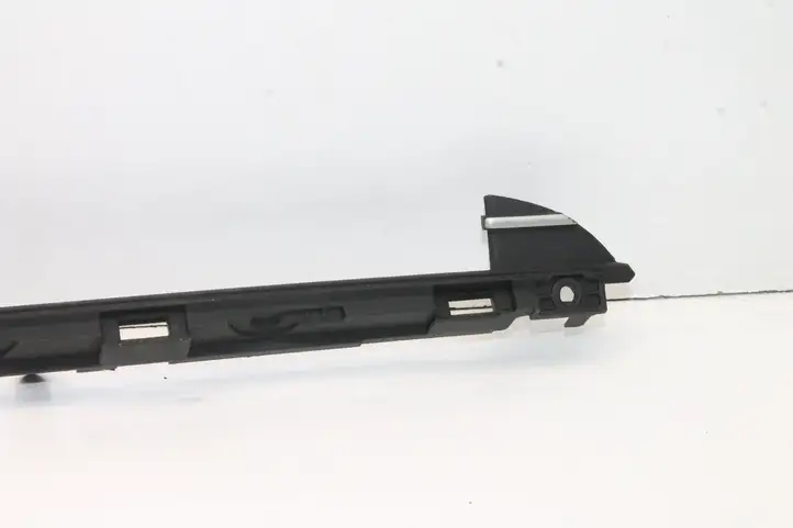 Toyota Prius (XW30) (2009 - 2015) 5547547050 Декоративная планка — фото 3
