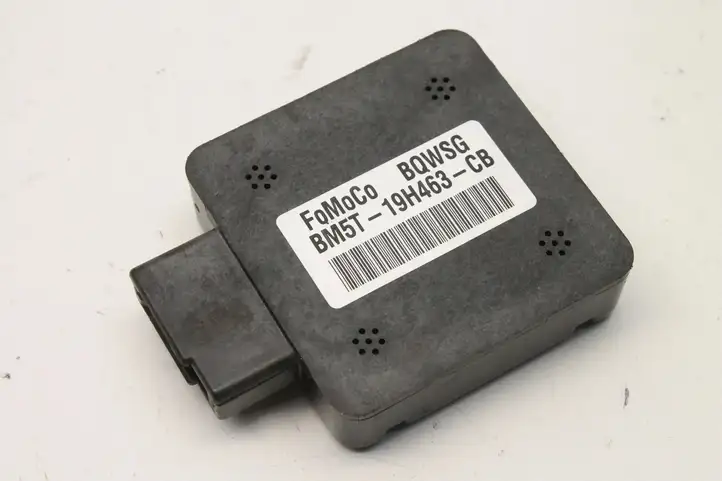 Ford Focus (2011 - 2015) BM5T19H463CB GPS антенна — фото 1