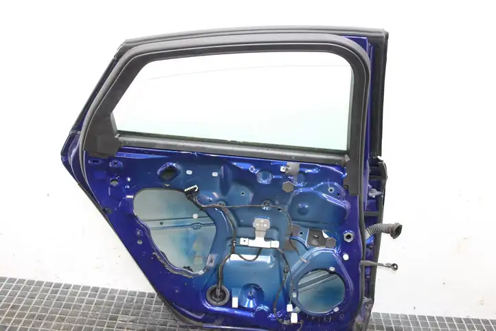 Ford Mondeo MK V (2014 - )   Задняя дверь