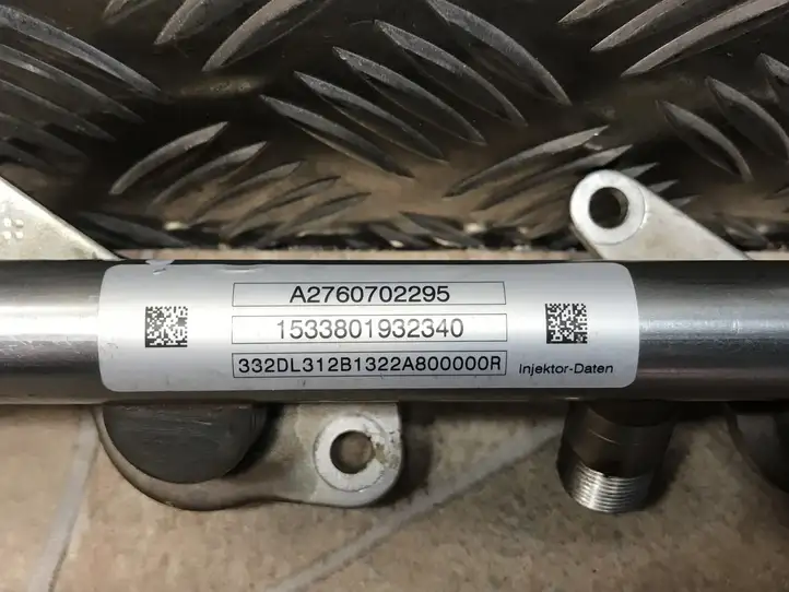 Mercedes-Benz S W222 (2013 - ) A2760702295 Магистральная топливная трубка — фото 8