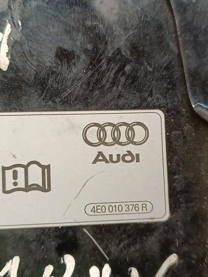 Audi A4 S4 B7 8E 8H (2004 - 2009) 4E0010376R Крышка топливного бака — фото 3