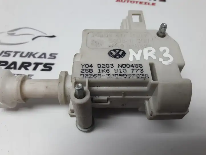 Volkswagen Golf V (2003 - 2009) 1K6910773 Замок крышки топливного бака — фото 3