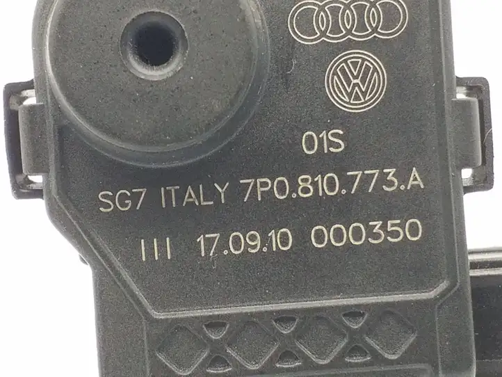 Volkswagen Touareg II (2010 - 2018) 7P0810773A Привод замка крышки топливного бака — фото 3