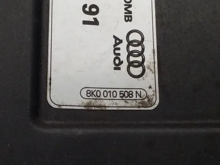 Audi A4 S4 B8 8K (2007 - 2011) 8K0010508N Крышка топливного бака — фото 4