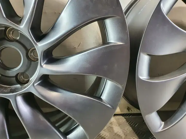 Tesla Model 3 (2017 - 2023) 104426700A Легкосплавный колесный диск R20 — фото 15