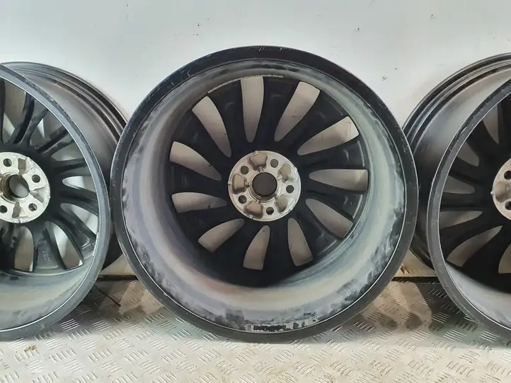 Tesla Model 3 (2017 - 2023) 104426700A Легкосплавный колесный диск R20 — фото 16
