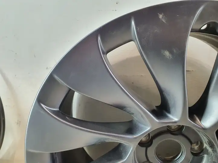 Tesla Model 3 (2017 - 2023) 104426700A Легкосплавный колесный диск R20 — фото 18
