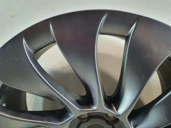 Tesla Model 3 (2017 - 2023) 104426700A Легкосплавный колесный диск R20 — фото 20