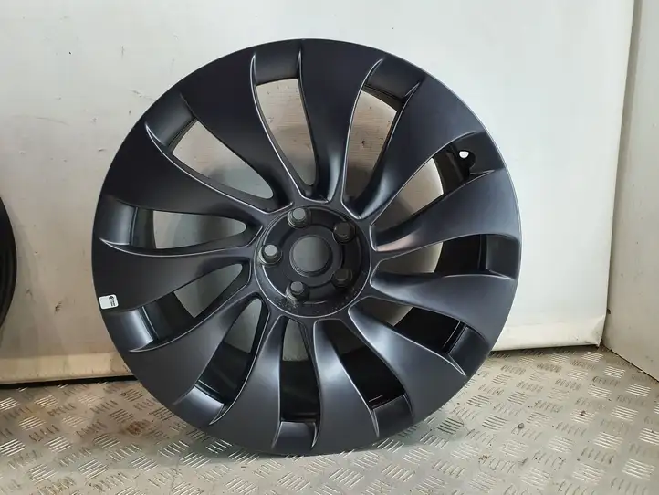 Tesla Model 3 (2017 - 2023) 104426700A Легкосплавный колесный диск R20 — фото 67