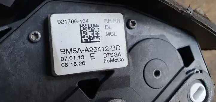 Ford Focus (2011 - 2015)   Замок задней двери