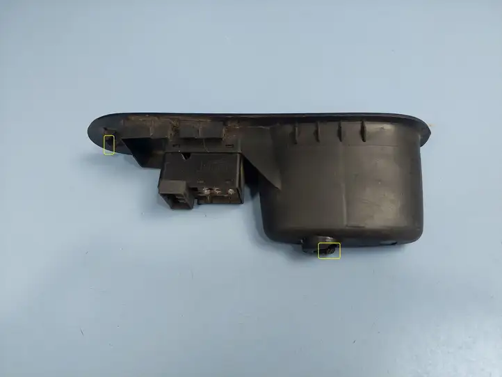 Kia Carnival (2002 - 2006) 0K53A66360A00 Блок кнопок стеклоподъемников — фото 3