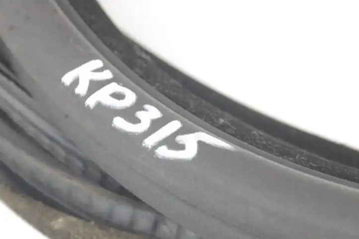 BMW 3 E92 E93 (2005 - 2014)   Уплотнительная резина передней двери (на дверях)