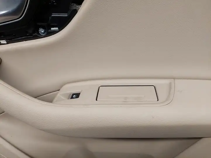 Audi Q7 4M (2015 - ) 4M0867306H Обшивка задней двери — фото 5