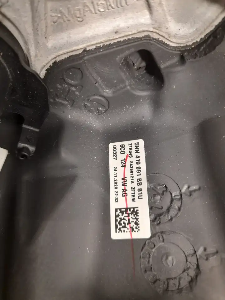 Volkswagen Tiguan Allspace (2017 - )  5NN419091BB Руль