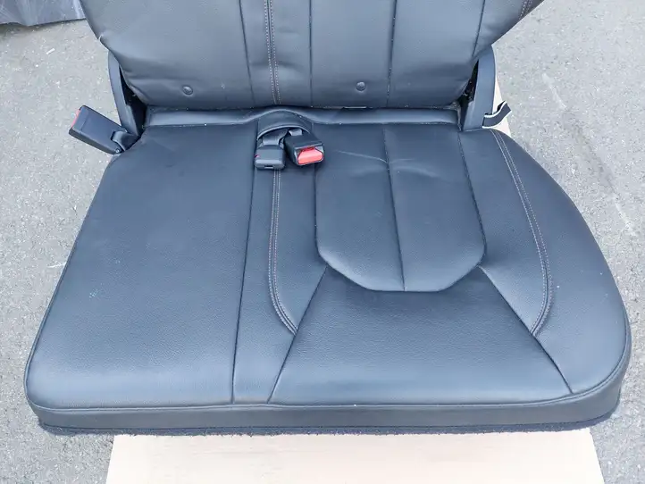 Chrysler Pacifica (2016 - ) 5RJ47DX9AD Третий ряд сидений — фото 14