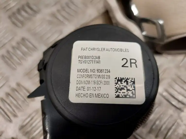 Chrysler Pacifica (2016 - ) P6EB001D2AB Задний ремень безопасности — фото 2