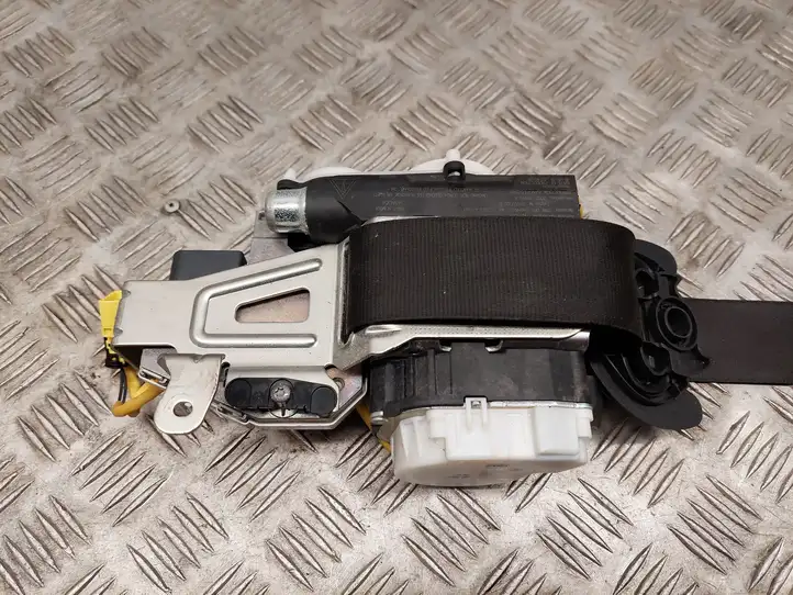 Audi A7 (2010 - 2014)  4G8857705E Передний ремень безопасности