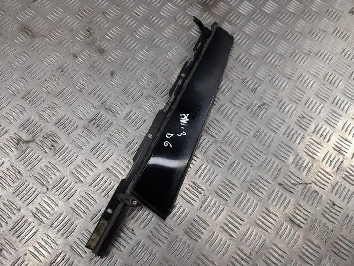 Porsche Panamera (2009 - 2013)  97053638202 Облицовка стекла задней двери