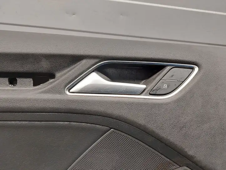 Audi A3/S3 8V (2012 - 2016) 8V5867305 Обшивка задней двери — фото 5