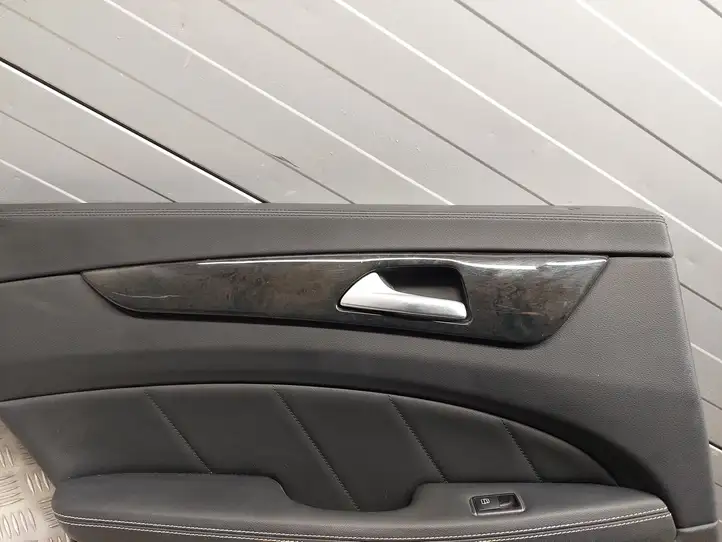 Mercedes-Benz CLS C218,X218 (2011 - 2017) Обшивка задней двери — фото 5