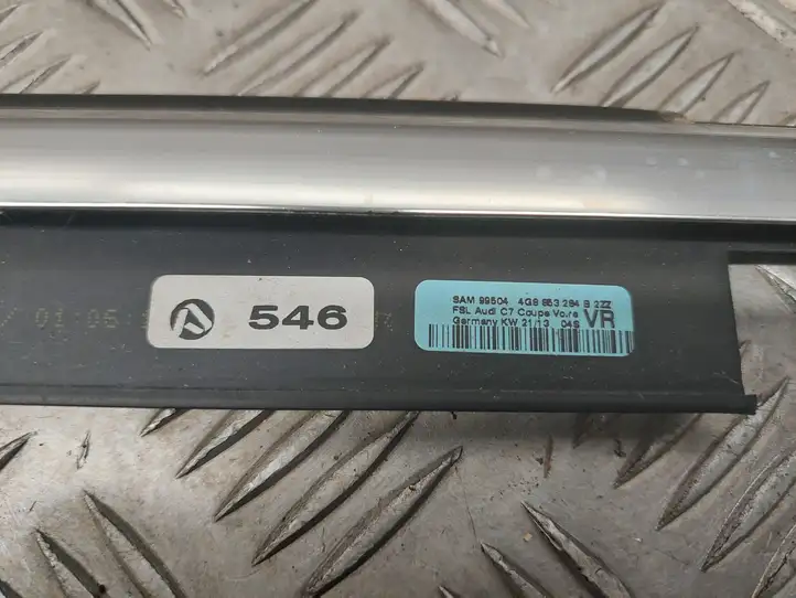 Audi A7 S7 4G (2010 - 2014) 4G8853284B Накладка стекла передней двери — фото 2