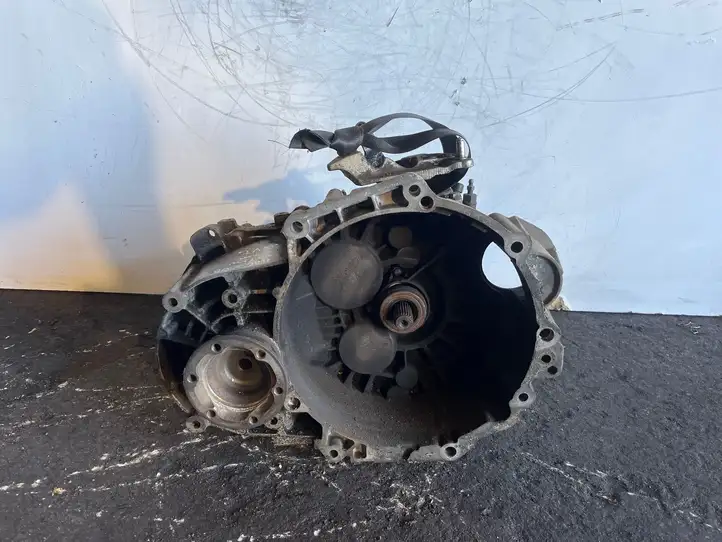 Volkswagen PASSAT B6 (2005 - 2010)  GVT Механическая коробка передач, 6 передач