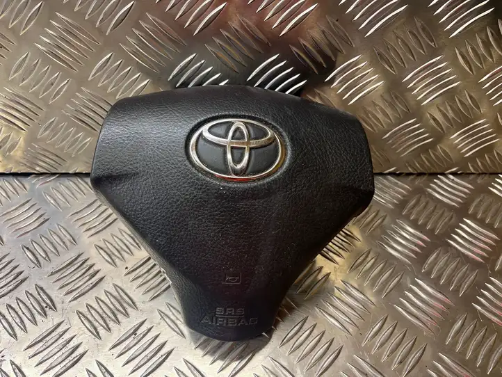 Toyota Corolla Verso E121 (2004 - 2007) Подушка безопасности руля — фото 1