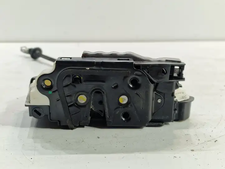 Seat Alhambra (2010 - 2017)  5K1837016D Замок передней двери