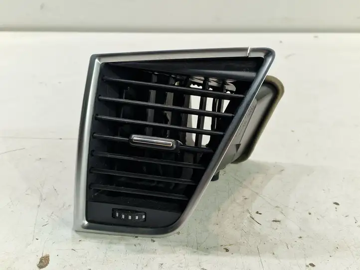 Audi Q5 SQ5 (2008 - 2012) 8R1820901G Боковой воздушный дефлектор — фото 2