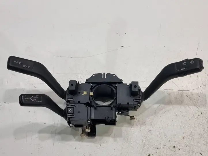 Volkswagen PASSAT B6 (2005 - 2010)  3C5953513C Комплект ручек