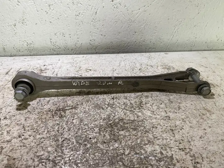 Dodge Challenger (2014 - )   Рычаг