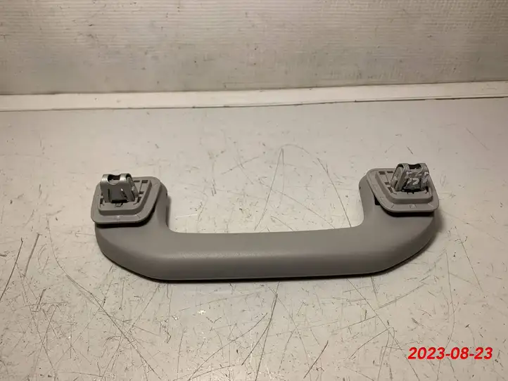 Mercedes-Benz GL X166 (2013 - 2019) A0998150136 Потолочная ручка передняя — фото 4