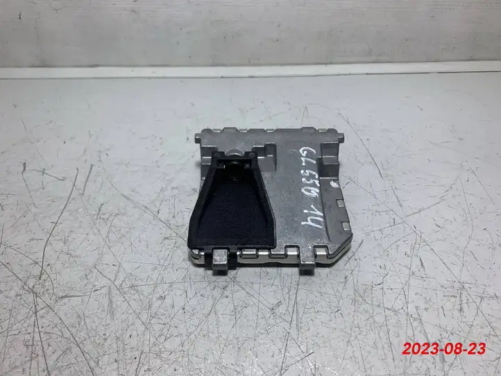 Mercedes-Benz GL X166 (2013 - 2019) A0009050538 Камера в лобовом стекле — фото 1