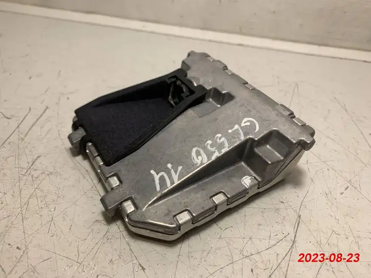 Mercedes-Benz GL X166 (2013 - 2019) A0009050538 Камера в лобовом стекле — фото 2