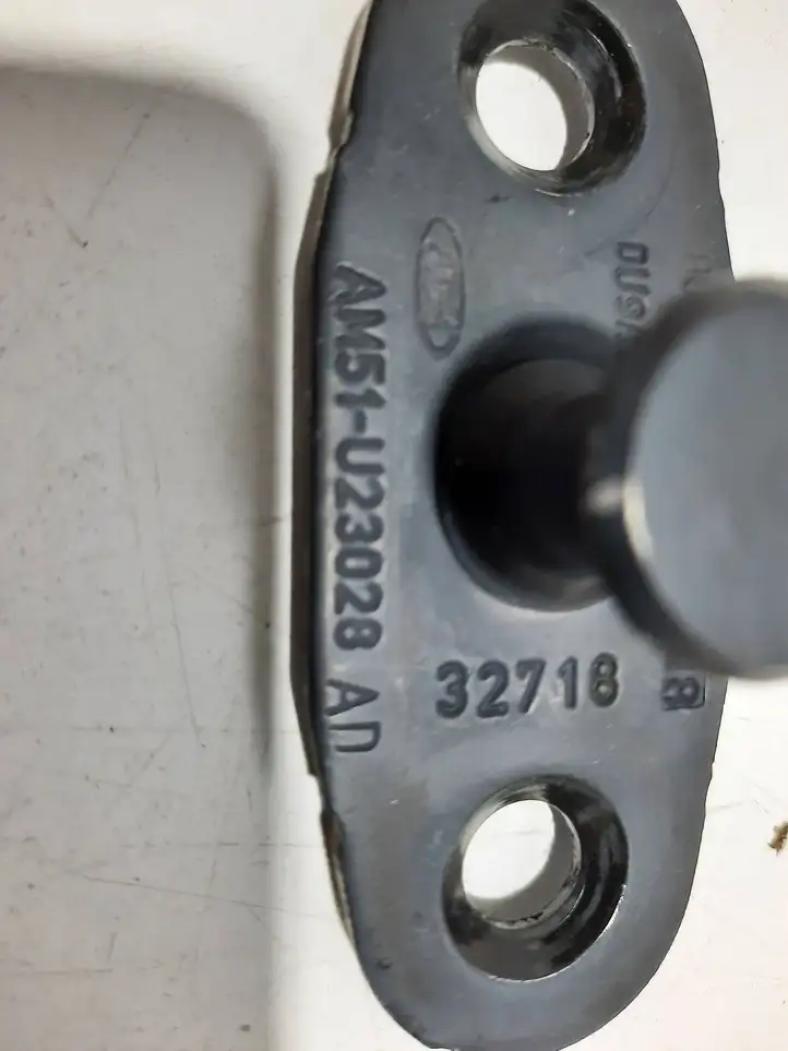 Ford Focus Grand C-MAX (2010 - 2019) AM51U23028AD Верхняя направляющая раздвижной двери — фото 3