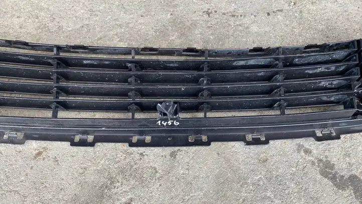 Citroen C5 (2008 - 2017) 968105267703 Нижняя решетка переднего бампера — фото 7