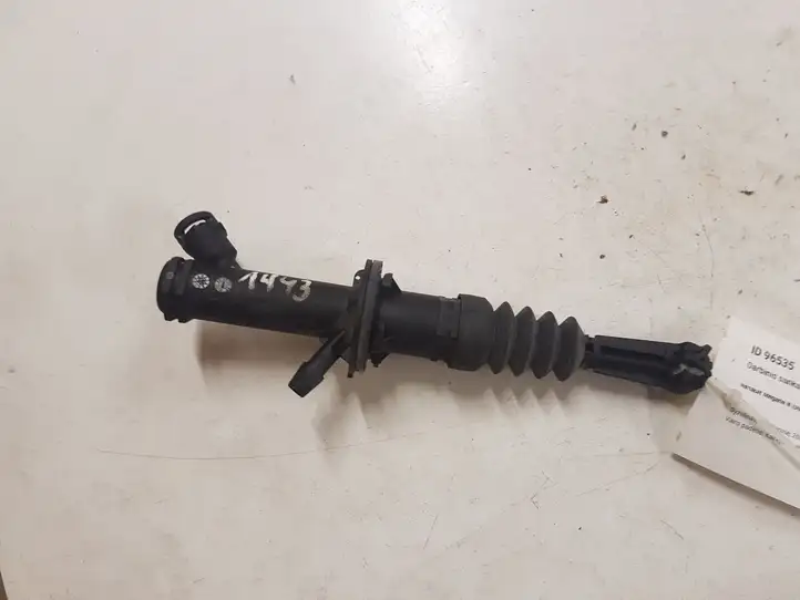 Renault Megane II (2006 - 2008)   Рабочий цилиндр сцепления