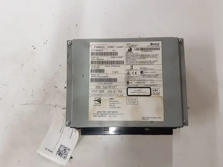 Volvo V40 (2012 - 2016)  31396096AA Радио/ проигрыватель CD/DVD / навигация