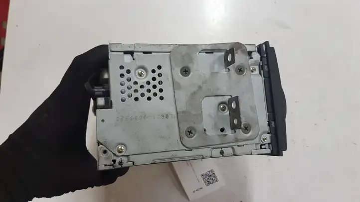 Nissan X-Trail T30 (2001 - 2007)  929019287 Радио/ проигрыватель CD/DVD / навигация