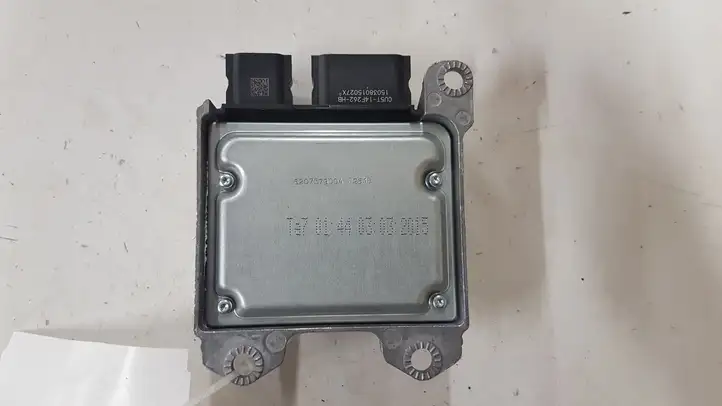 Volvo V40 (2012 - 2016)  31406938 Блок управления надувных подушек