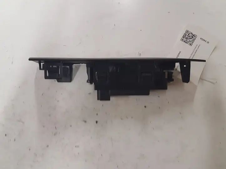 Mazda 6 (2009 - 2012) GS1D66370 Кнопка стеклоподъемников — фото 3