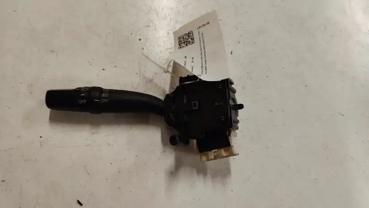 Toyota Avensis T250 (2003 - 2006)  05110 Ручка поворотов/ фонарей