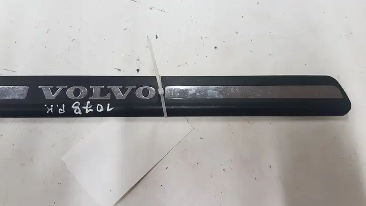 Volvo V60 (2010 - 2013) 8659960 Внутренняя отделка переднего порога — фото 3