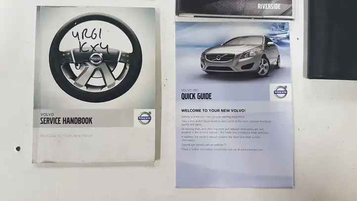 Volvo V60 (2010 - 2013) Сервисная книжка — фото 4