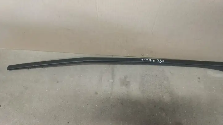 Opel Zafira B (2003 - 2006) 31335864 Накладка стоек лобового стекла — фото 3