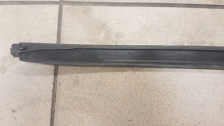 Opel Astra J (2009 - 2012) 498166255 Накладка стоек лобового стекла — фото 2