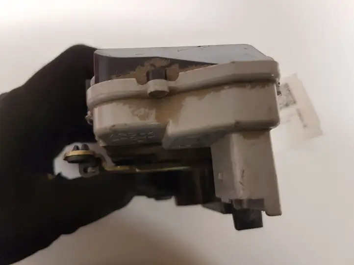 Citroen Xsara Picasso (1999 - 2012)   Замок задней двери